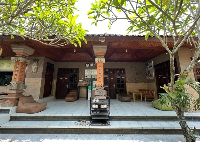 Hostel Padi-padi & Bar *