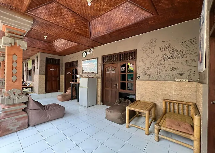 Padi-padi & Bar Hostel Ubud