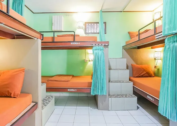 Padi-padi & Bar Hostel