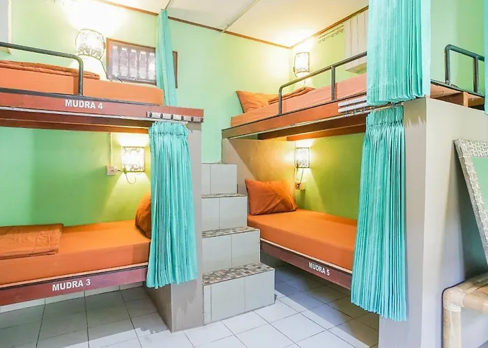 Padi-padi & Bar Hostel Ubud